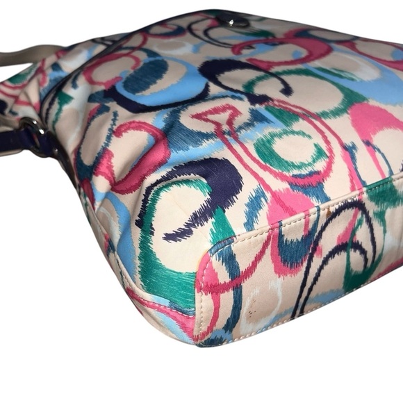 EUC Coach Signature Ikat Print Monogram Foldover Tote Crossbody Bag Navy Pink - Picture 5 of 10